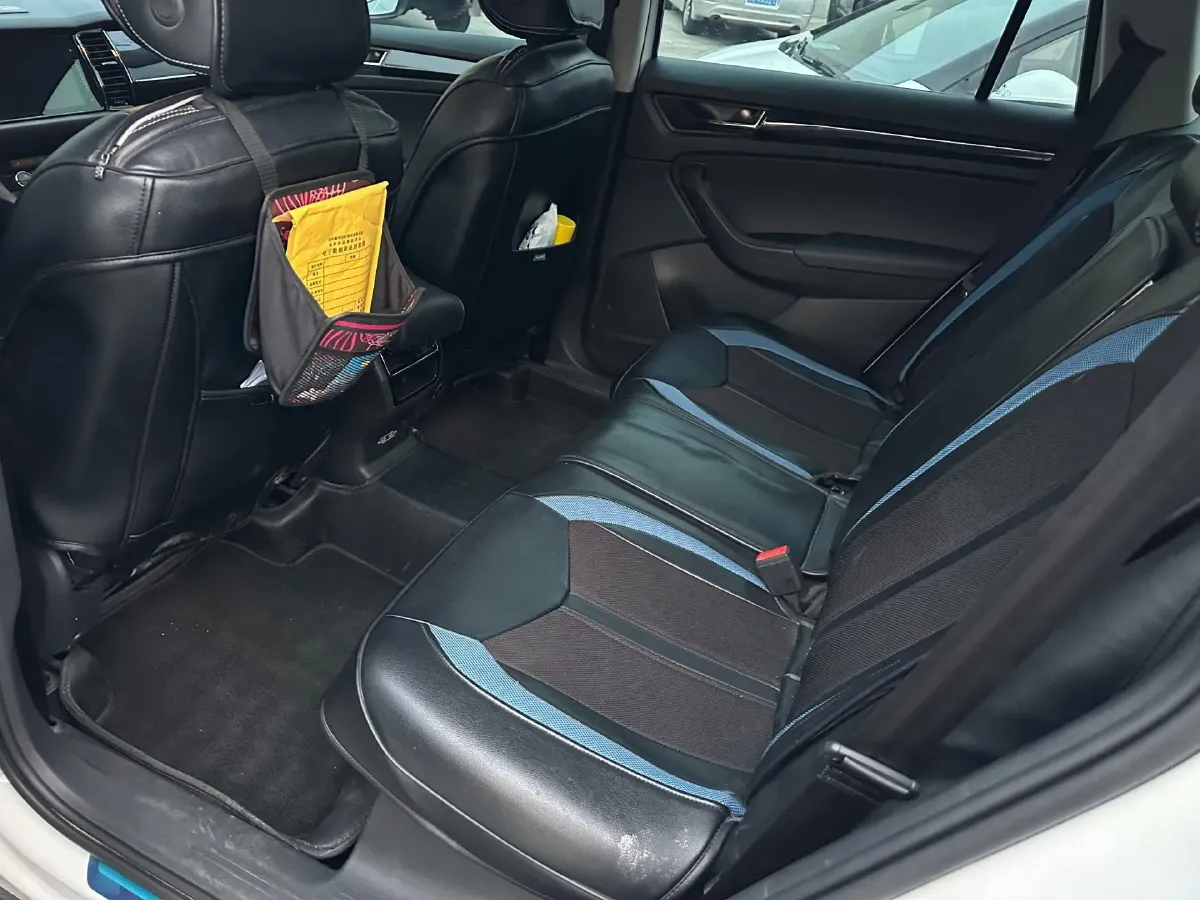 2018 Skoda Kodiak 2.0T 186HP L4 7DCT,autocango,china used car exporter,china ev exporter,chinese used car exporter,chinese used ev exporter