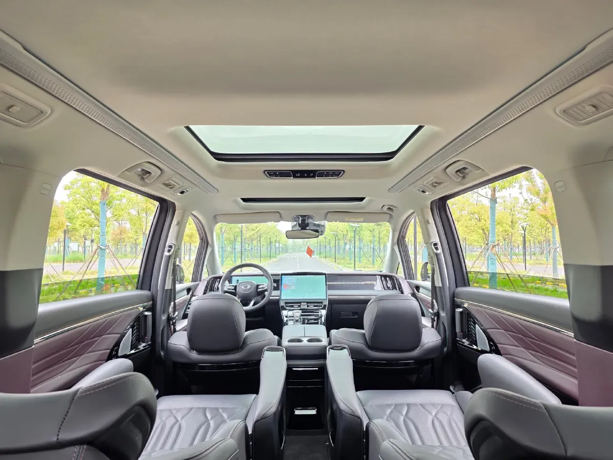 2024 GAC Trumpchi M8 2.0T 190HP L4 2DHT Hybrid,autocango,china used car exporter,china ev exporter,chinese used car exporter,chinese used ev exporter