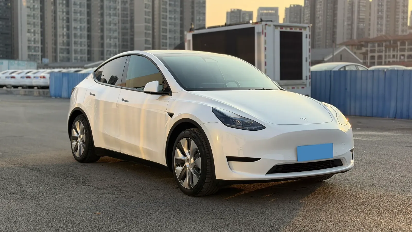 2022 Tesla Model Y BEV 60KWH,autocango,china used car exporter,china ev exporter,chinese used car exporter,chinese used ev exporter