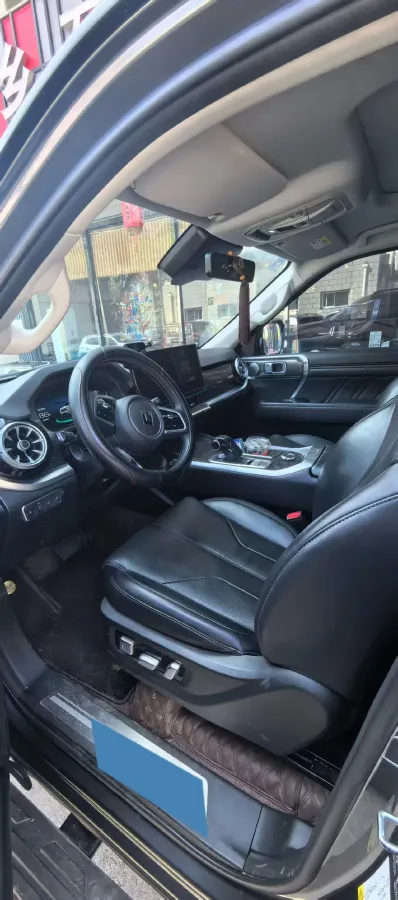 2023 Tank 400 2.0T 252HP L4 9AT PHEV 37.1KWH,autocango,china used car exporter,china ev exporter,chinese used car exporter,chinese used ev exporter