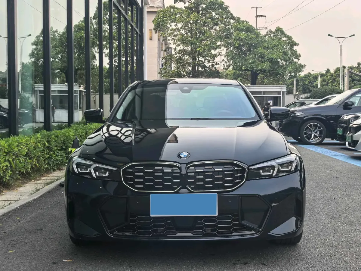 2025 BMW 3 Series 2.0T 184HP L4 8AT,autocango,china used car exporter,china ev exporter,chinese used car exporter,chinese used ev exporter