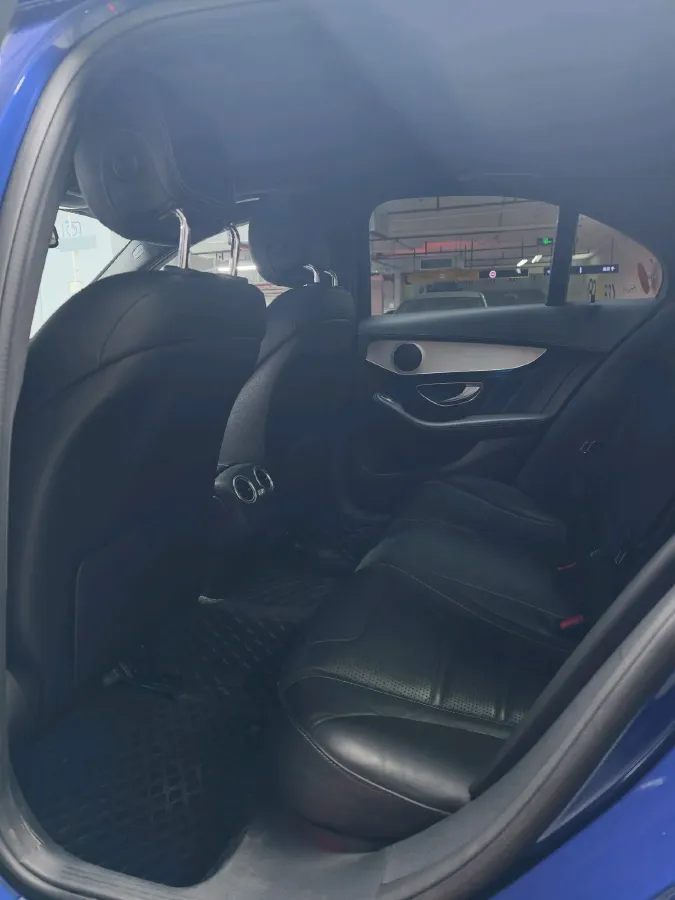 2017 Mercedes-Benz C AMG 4.0T 476HP V8 7AT,autocango,china used car exporter,china ev exporter,chinese used car exporter,chinese used ev exporter