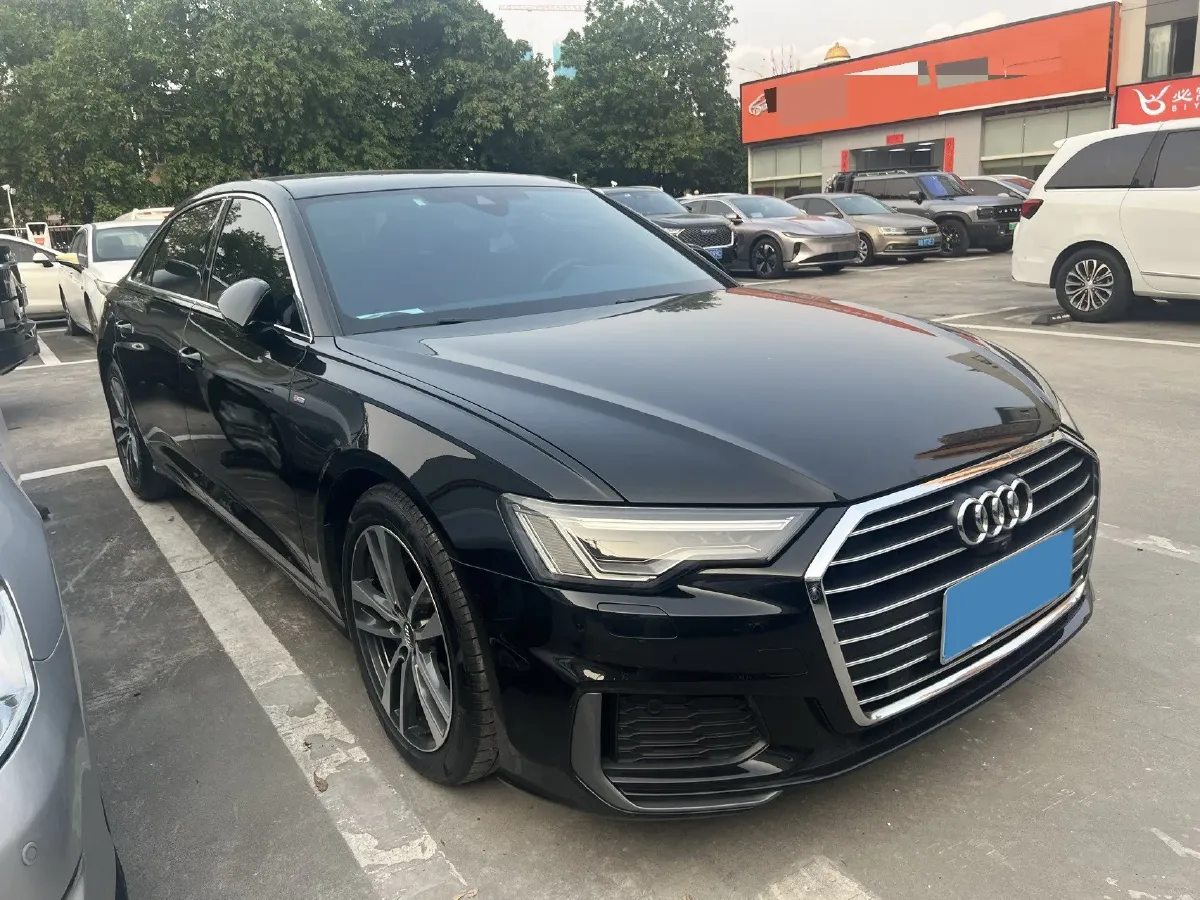 2021 Audi A6L 2.0T 190HP L4 7DCT,autocango,china used car exporter,china ev exporter,chinese used car exporter,chinese used ev exporter