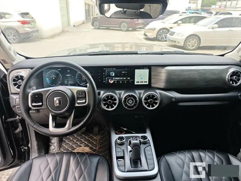 2021 Tank 300 2.0T 227HP L4 8AT,autocango,china used car exporter,china ev exporter,chinese used car exporter,chinese used ev exporter