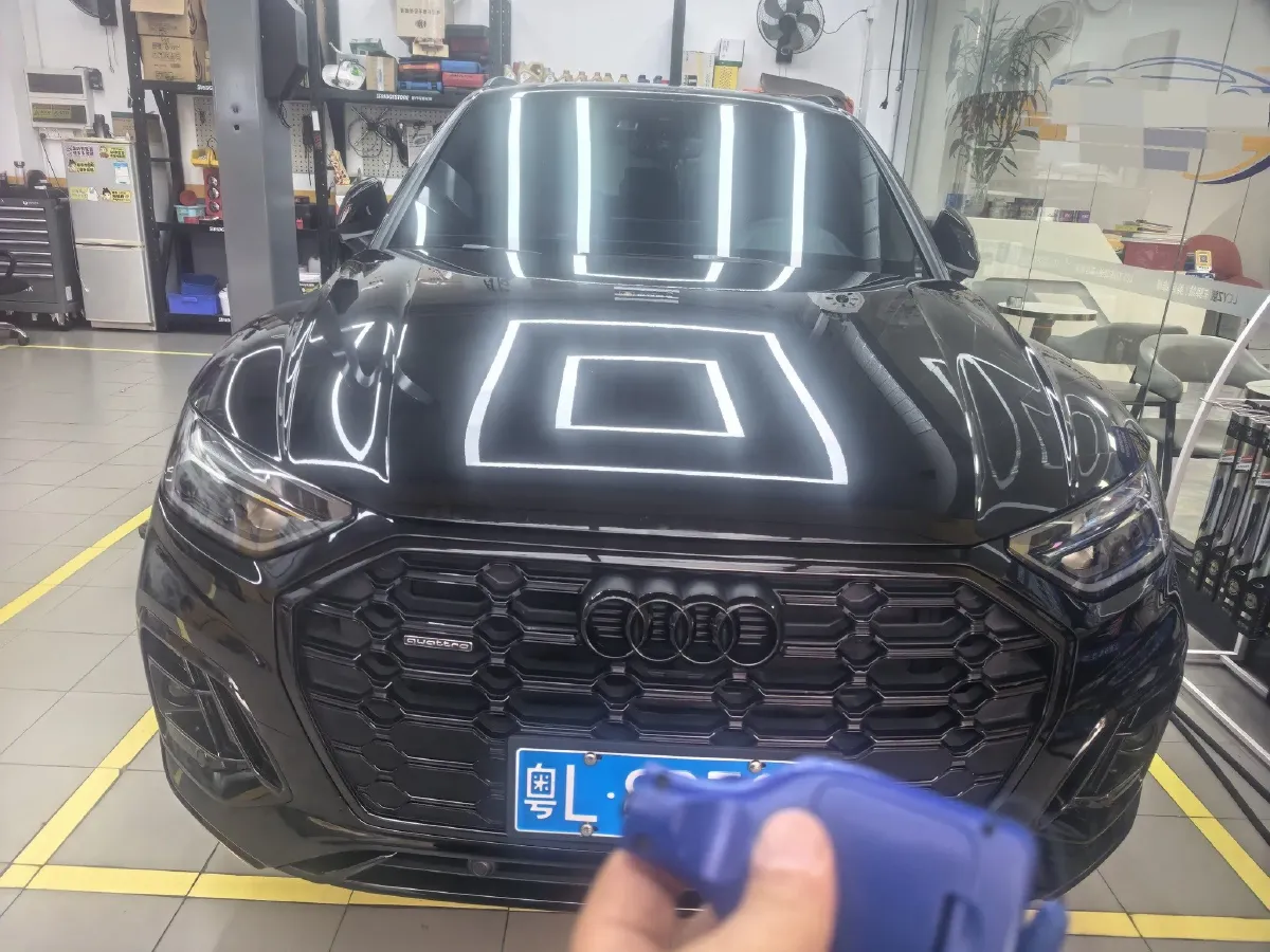 2024 Audi Q5L 2.0T 245HP L4 7DCT,autocango,china used car exporter,china ev exporter,chinese used car exporter,chinese used ev exporter