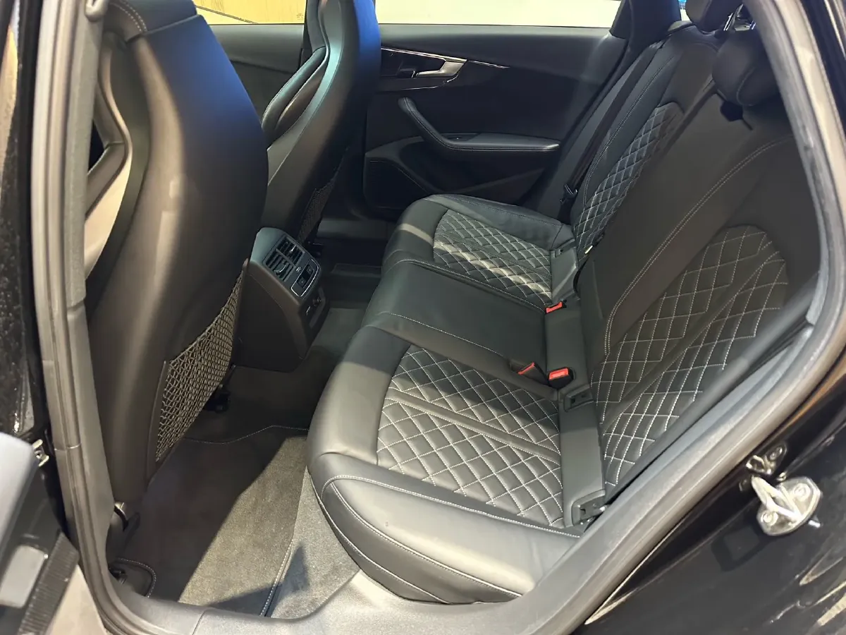 2020 Audi S4 3.0T 354HP V6 8AT,autocango,china used car exporter,china ev exporter,chinese used car exporter,chinese used ev exporter