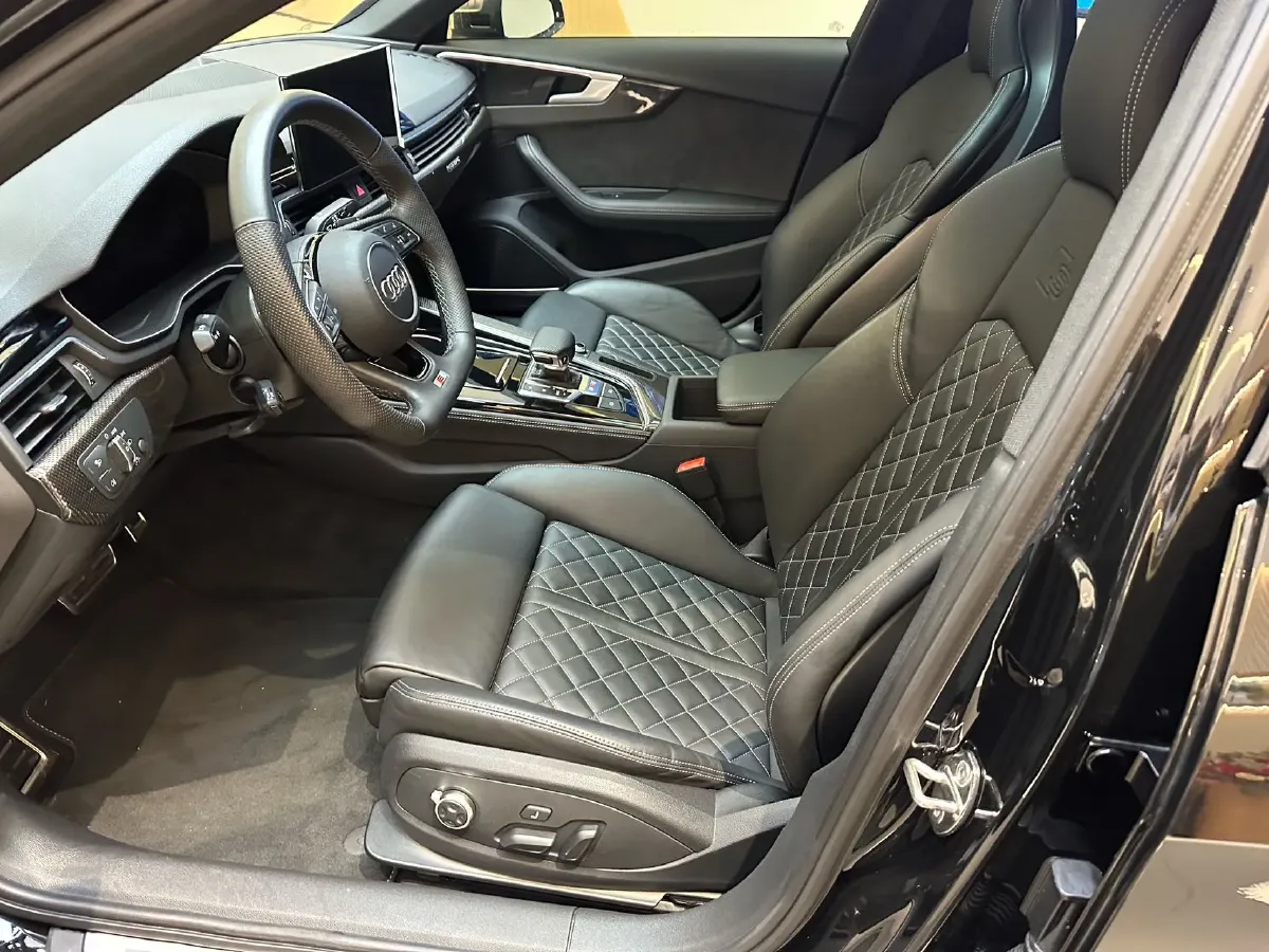 2020 Audi S4 3.0T 354HP V6 8AT,autocango,china used car exporter,china ev exporter,chinese used car exporter,chinese used ev exporter