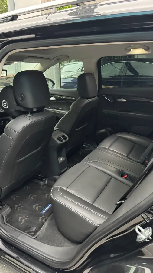 2022 Buick EnvisionPlus 2.0T 237HP L4 9AT,autocango,china used car exporter,china ev exporter,chinese used car exporter,chinese used ev exporter