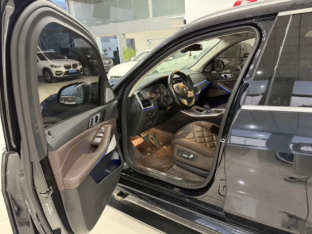 2022 BMW X5 2.0T 245HP L4 8AT,autocango,china used car exporter,china ev exporter,chinese used car exporter,chinese used ev exporter