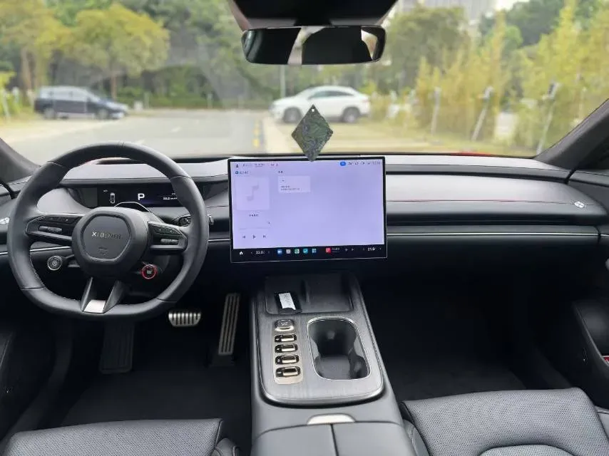 2024 MI SU7 BEV 101KWH,autocango,china used car exporter,china ev exporter,chinese used car exporter,chinese used ev exporter