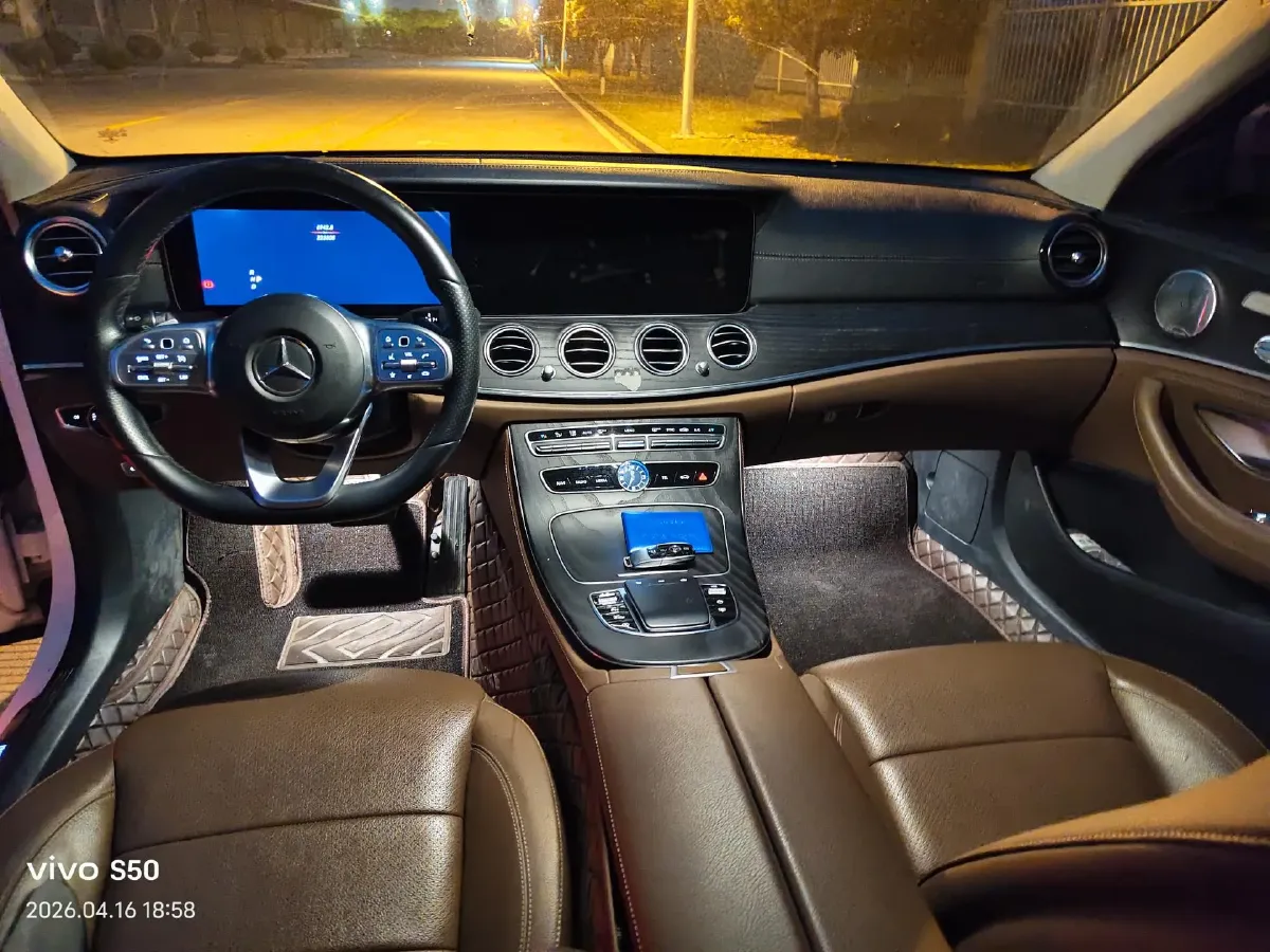 2020 Mercedes-Benz E Class 2.0T 258HP L4 9AT,autocango,china used car exporter,china ev exporter,chinese used car exporter,chinese used ev exporter