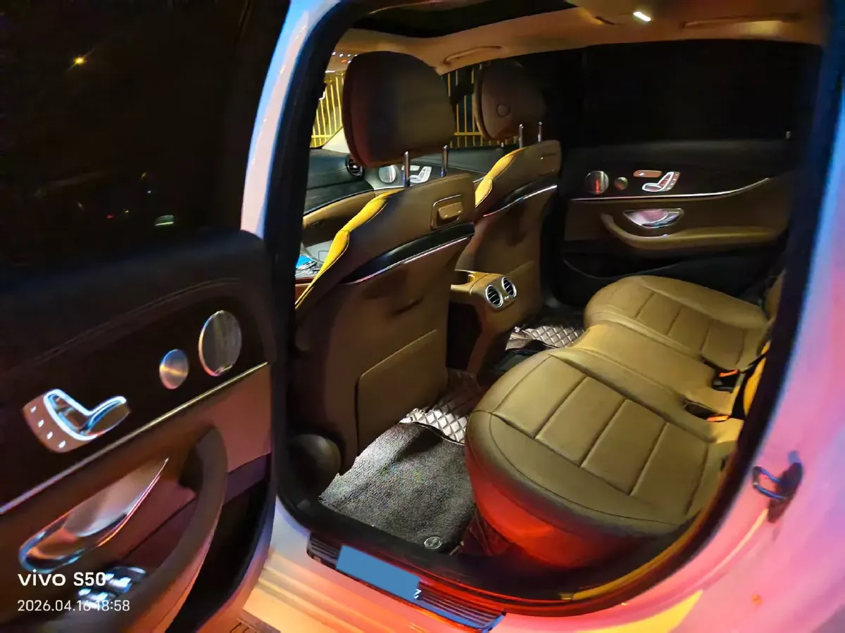 2020 Mercedes-Benz E Class 2.0T 258HP L4 9AT,autocango,china used car exporter,china ev exporter,chinese used car exporter,chinese used ev exporter