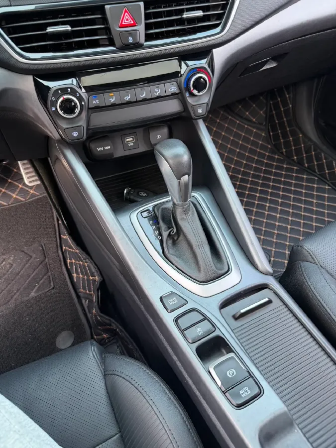 2019 Hyundai La Festa 1.6T 190HP L4 7DCT,autocango,china used car exporter,china ev exporter,chinese used car exporter,chinese used ev exporter