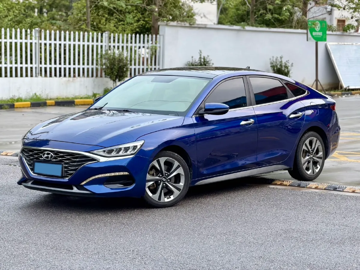 2019 Hyundai La Festa 1.6T 190HP L4 7DCT,autocango,china used car exporter,china ev exporter,chinese used car exporter,chinese used ev exporter