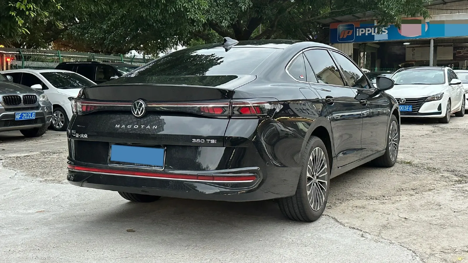 2024 Volkswagen Magotan 2.0T 220HP L4 7DCT,autocango,china used car exporter,china ev exporter,chinese used car exporter,chinese used ev exporter