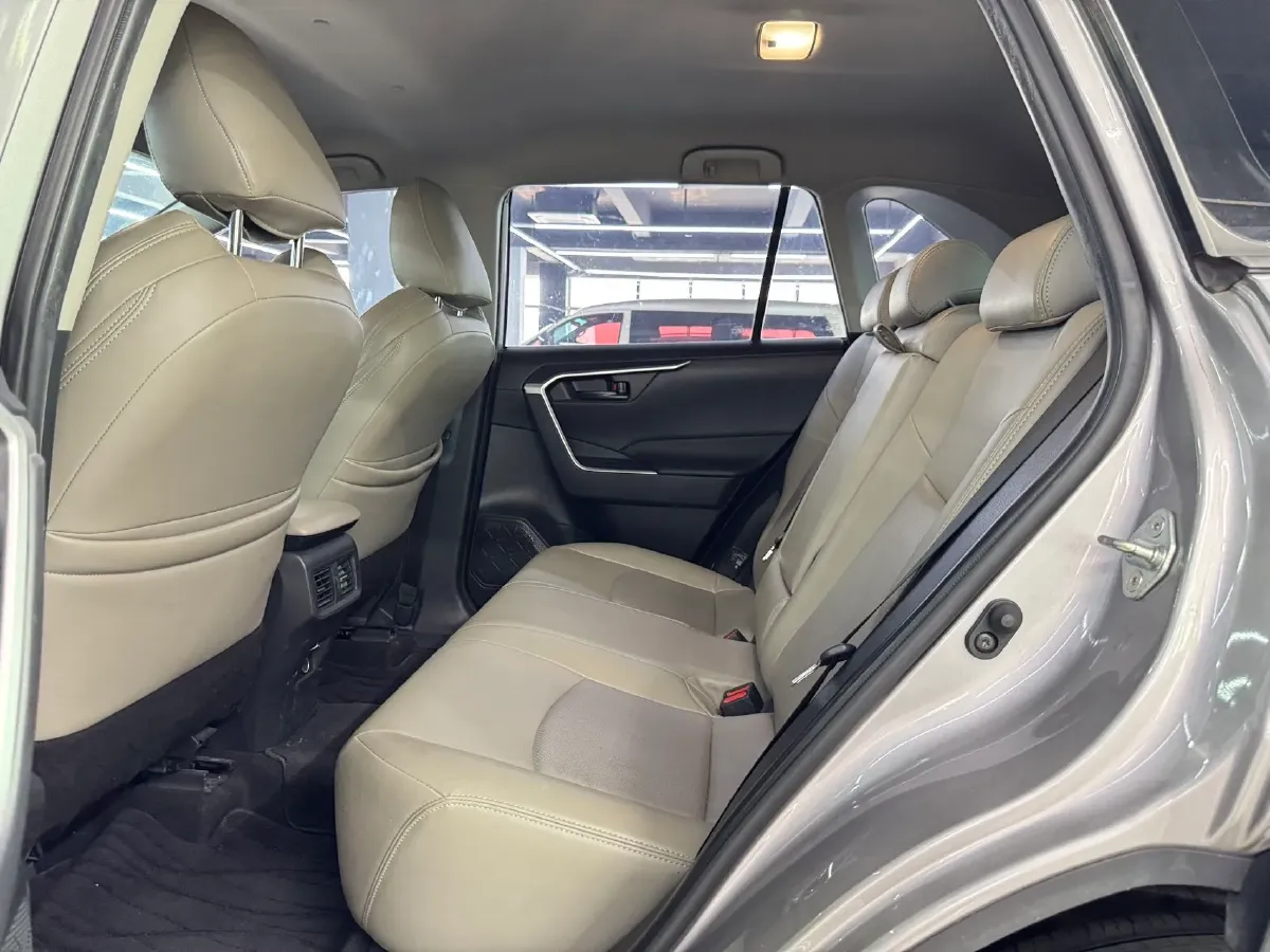 2023 Toyota Wildlander 2.0L 171HP L4 CVT,autocango,china used car exporter,china ev exporter,chinese used car exporter,chinese used ev exporter