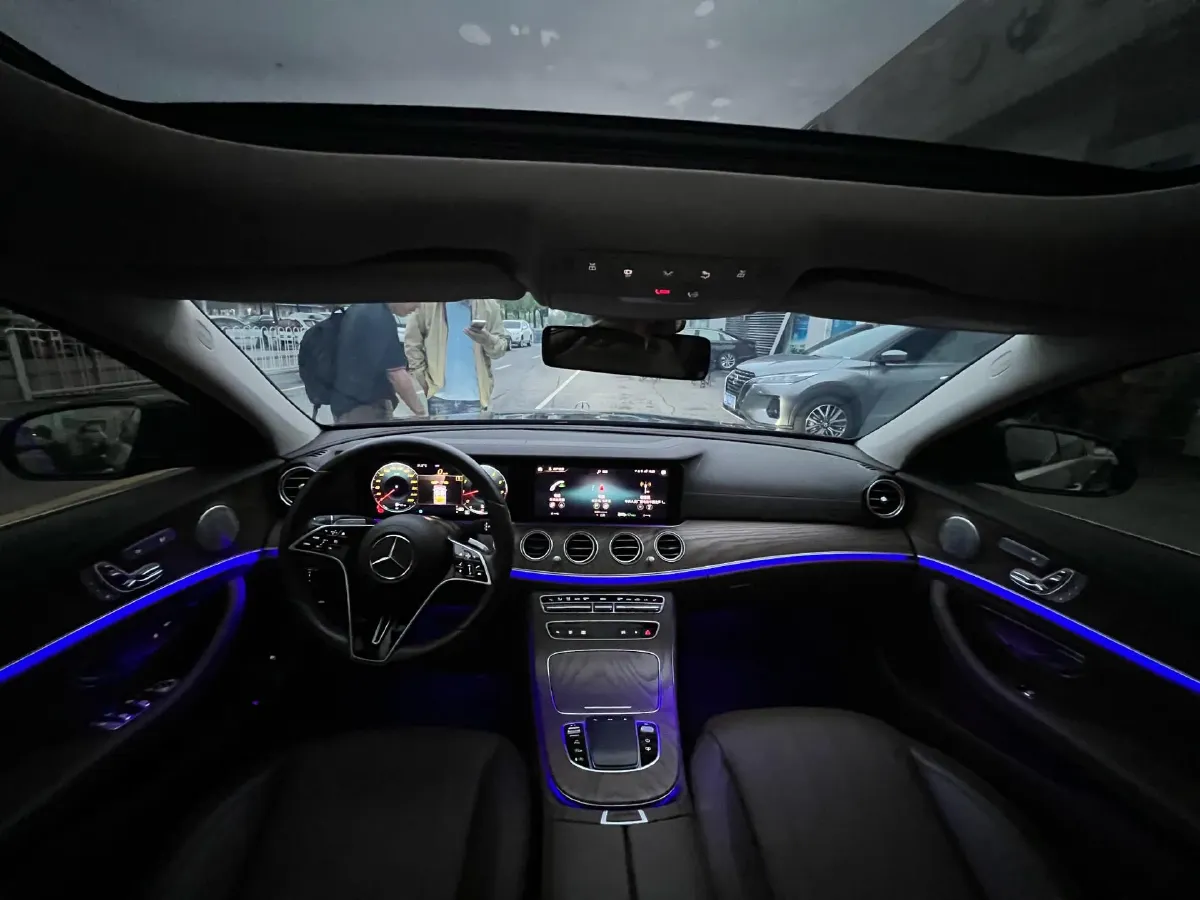 2022 Mercedes-Benz E Class 2.0T 258HP L4 9AT,autocango,china used car exporter,china ev exporter,chinese used car exporter,chinese used ev exporter