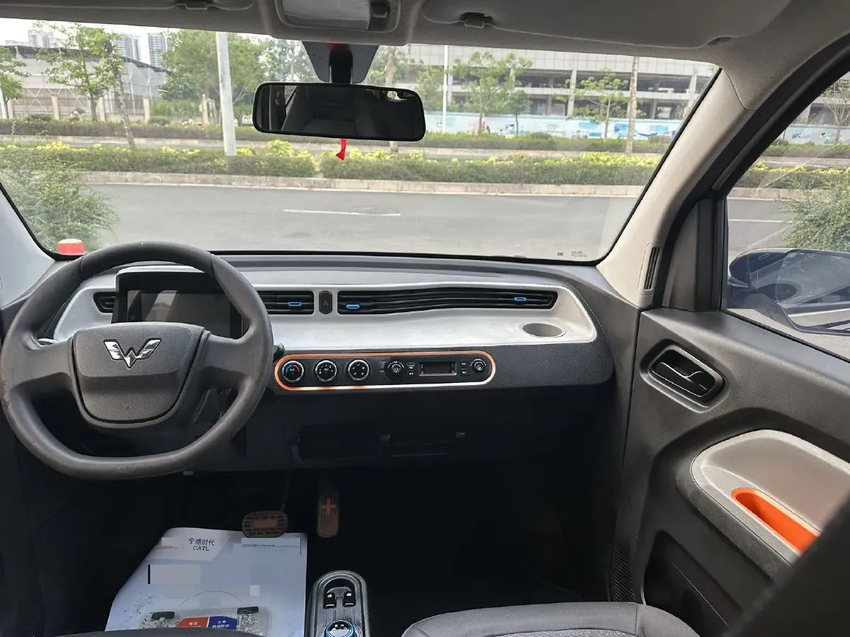 2020 WuLing HongGuang MINI EV BEV 9.3KWH,autocango,china used car exporter,china ev exporter,chinese used car exporter,chinese used ev exporter