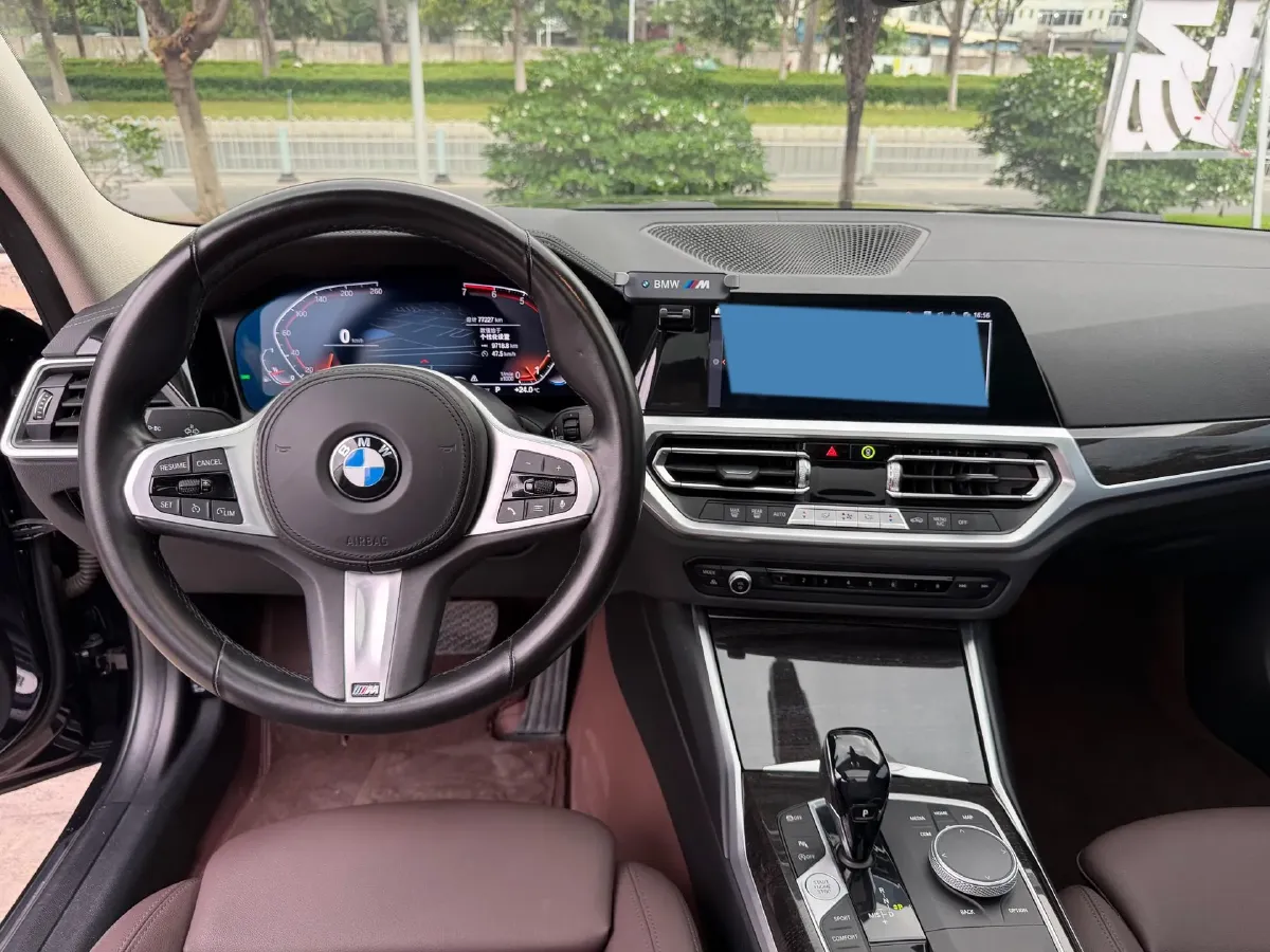 2021 BMW 3 Series 2.0T 184HP L4 8AT,autocango,china used car exporter,china ev exporter,chinese used car exporter,chinese used ev exporter