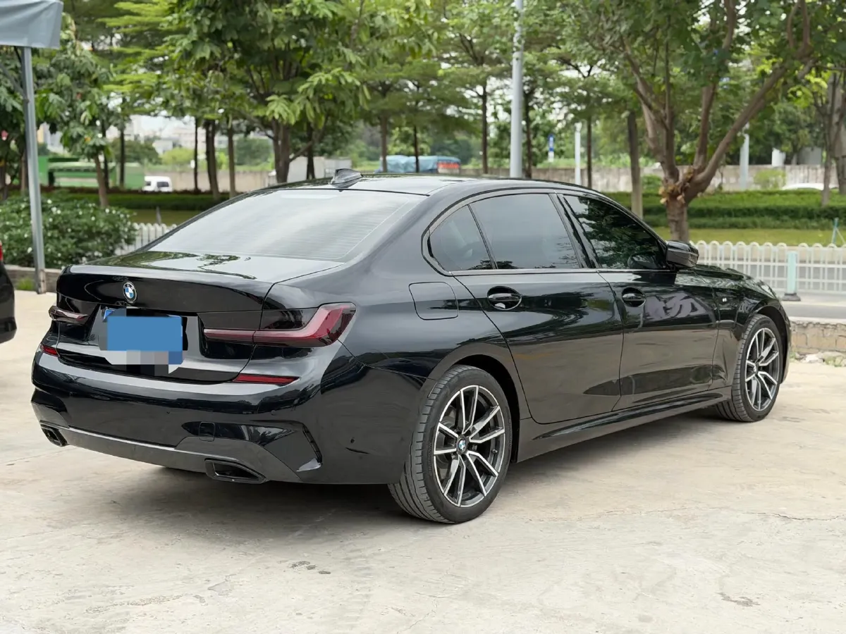 2021 BMW 3 Series 2.0T 184HP L4 8AT,autocango,china used car exporter,china ev exporter,chinese used car exporter,chinese used ev exporter