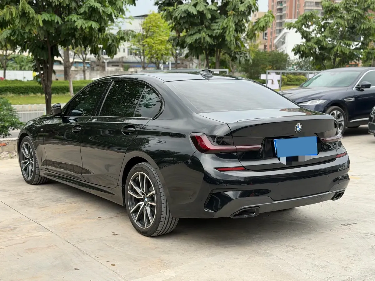 2021 BMW 3 Series 2.0T 184HP L4 8AT,autocango,china used car exporter,china ev exporter,chinese used car exporter,chinese used ev exporter