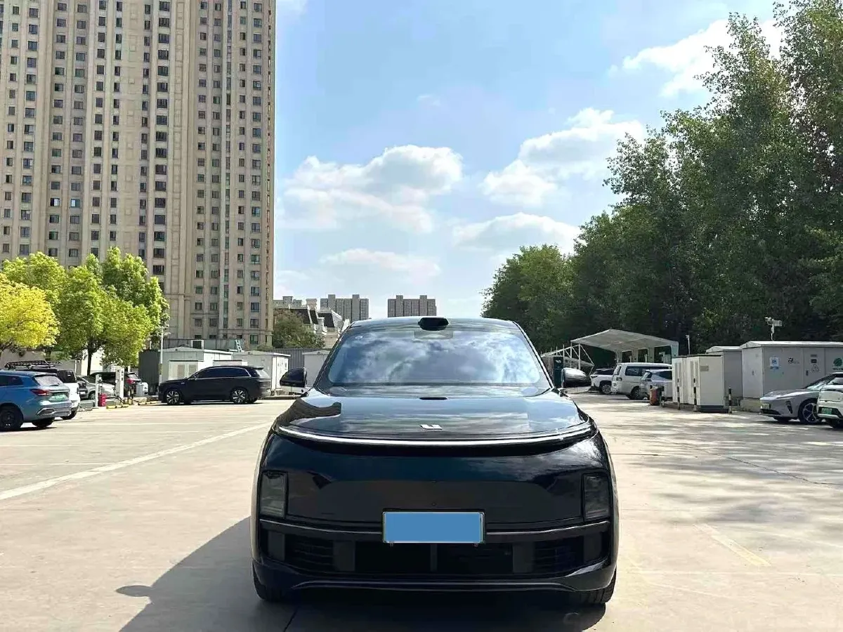 2022 Li L9 Range Extended 154HP REEV 42.6KWH,autocango,china used car exporter,china ev exporter,chinese used car exporter,chinese used ev exporter
