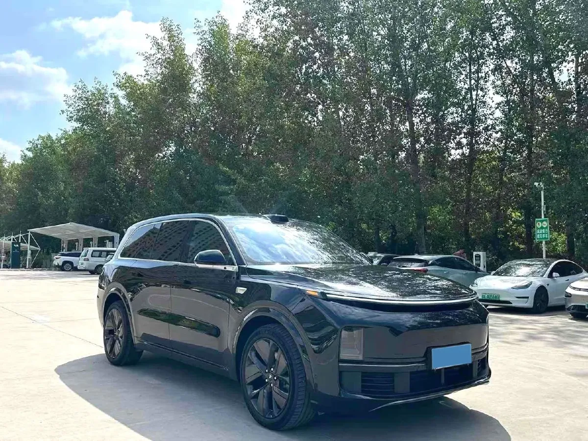 2022 Li L9 Range Extended 154HP REEV 42.6KWH,autocango,china used car exporter,china ev exporter,chinese used car exporter,chinese used ev exporter