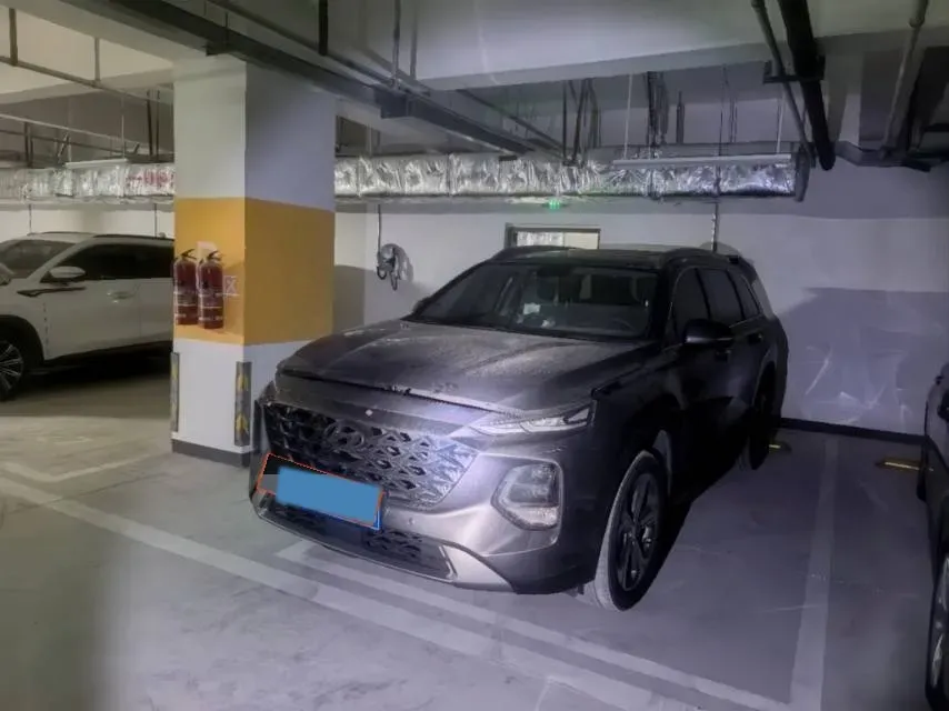 2023 Hyundai Santafe 2.0T 230HP L4 8AT,autocango,china used car exporter,china ev exporter,chinese used car exporter,chinese used ev exporter