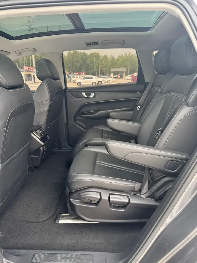 2020 WuLing KaiJie 1.5T 147HP L4 CVT,autocango,china used car exporter,china ev exporter,chinese used car exporter,chinese used ev exporter