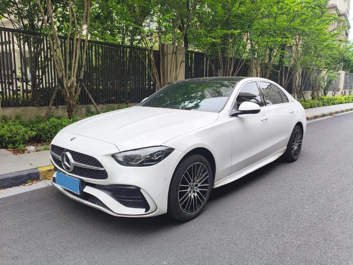 2024 Mercedes-Benz C Class 1.5T 204HP L4 9AT,autocango,china used car exporter,china ev exporter,chinese used car exporter,chinese used ev exporter