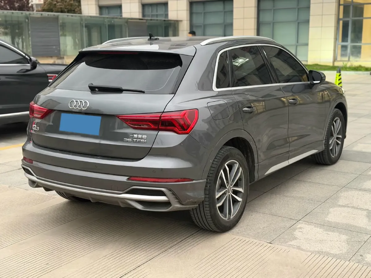 2021 Audi Q3 1.4T 150HP L4 7DCT,autocango,china used car exporter,china ev exporter,chinese used car exporter,chinese used ev exporter