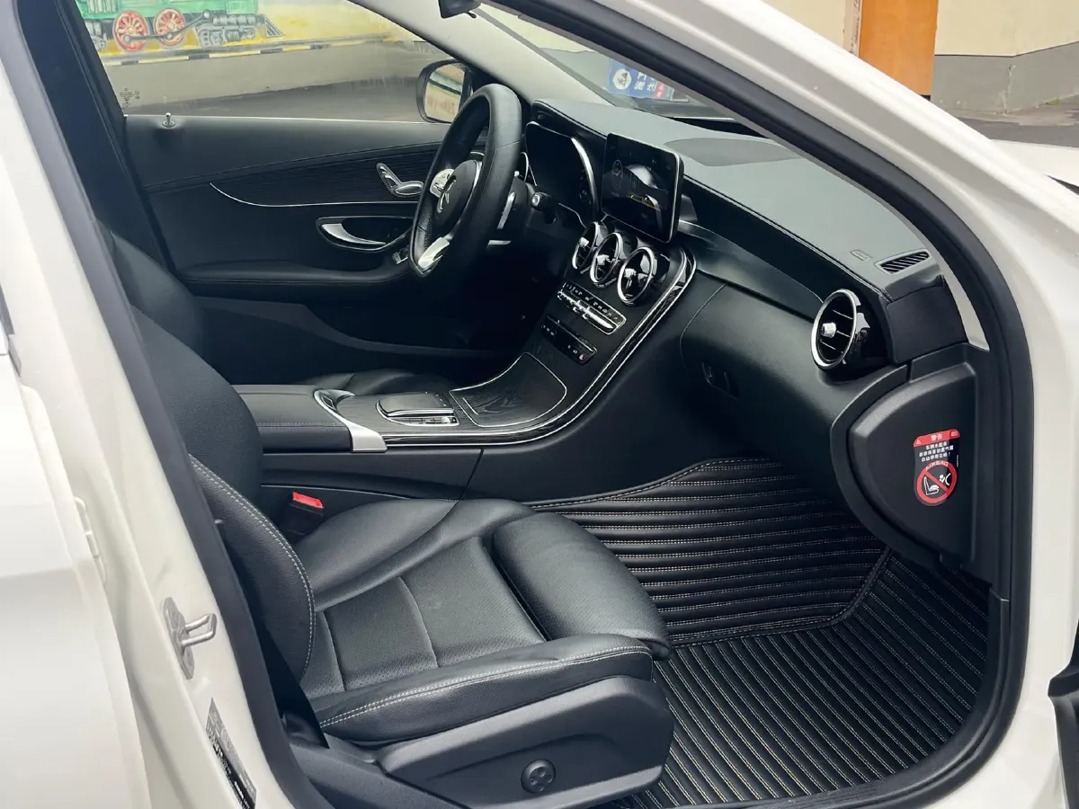 2021 Mercedes-Benz C Class 1.5T 156HP L4 9AT,autocango,china used car exporter,china ev exporter,chinese used car exporter,chinese used ev exporter