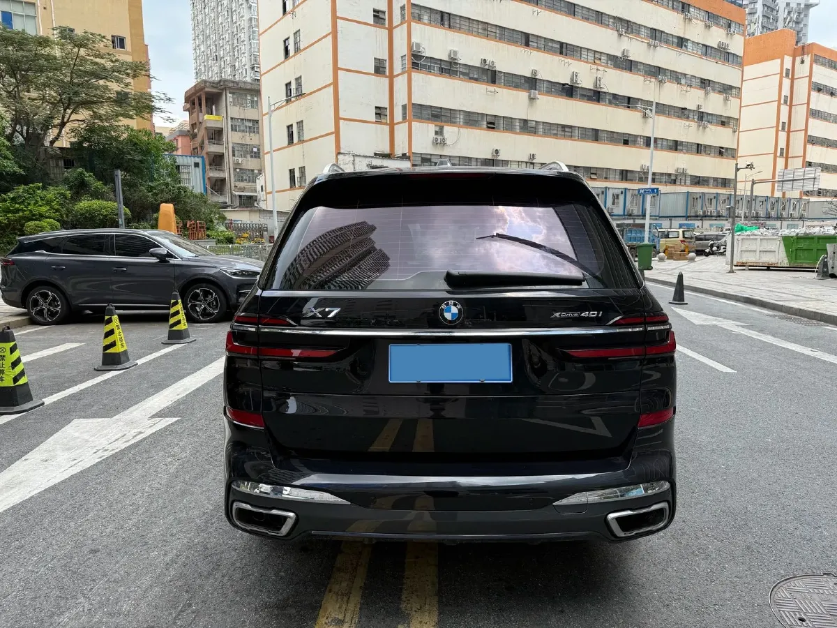2023 BMW X7 3.0T 381HP L6 8AT,autocango,china used car exporter,china ev exporter,chinese used car exporter,chinese used ev exporter