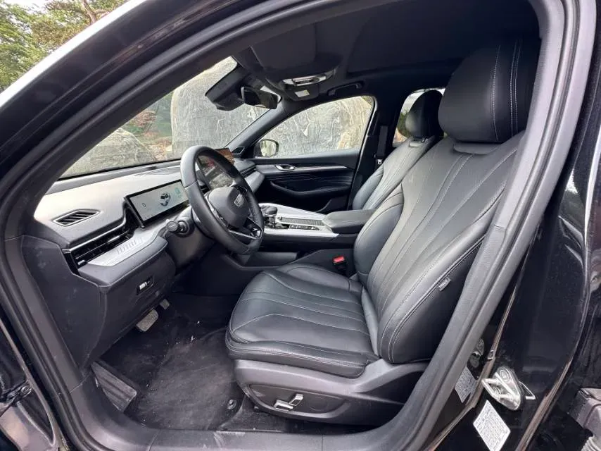 2025 Geely Preface 1.5T 181HP L4 7DCT,autocango,china used car exporter,china ev exporter,chinese used car exporter,chinese used ev exporter