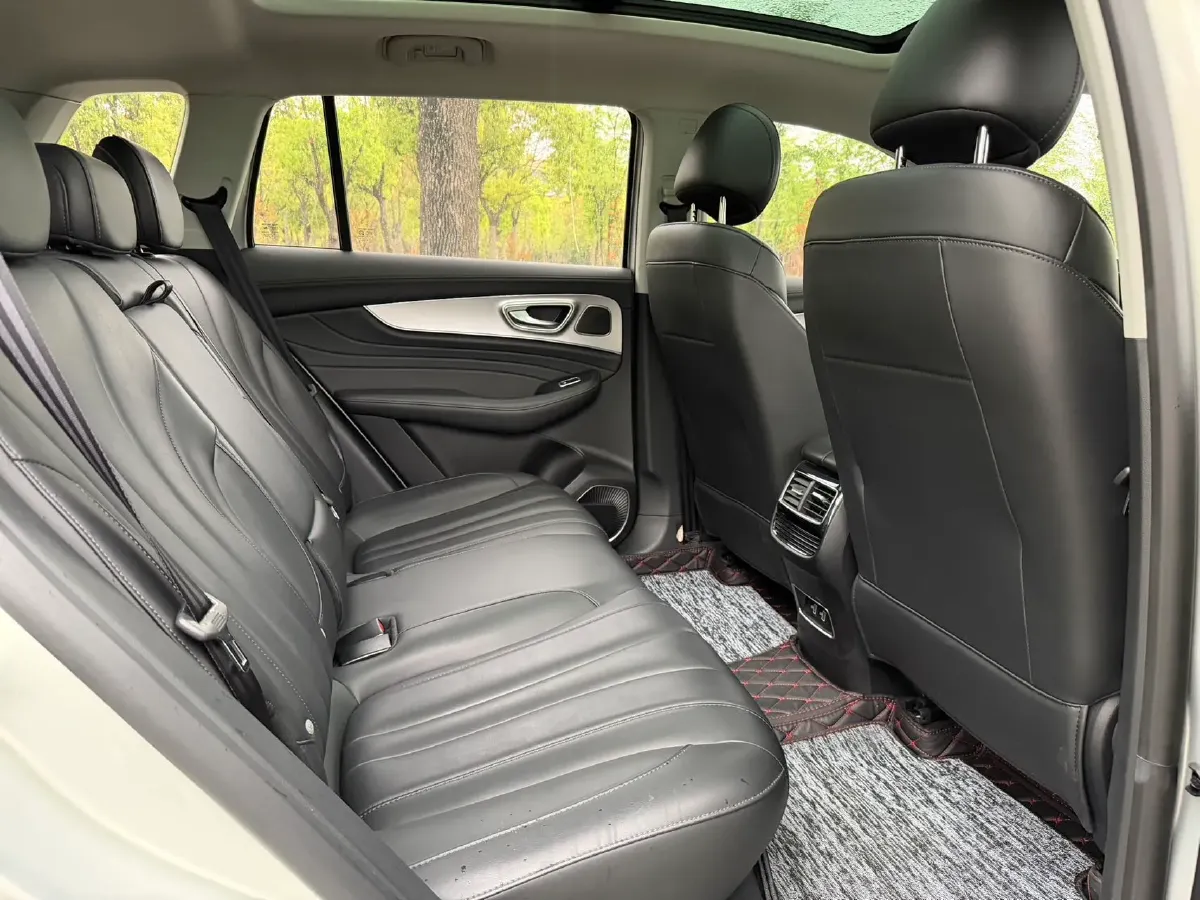 2019 Roewe RX5 MAX 1.5T 173HP L4 6AT,autocango,china used car exporter,china ev exporter,chinese used car exporter,chinese used ev exporter