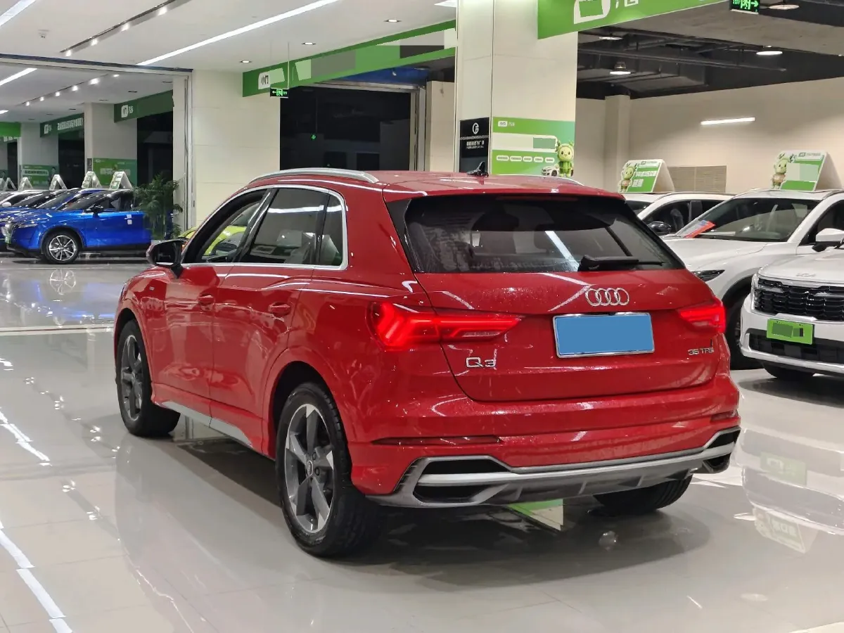 2022 Audi Q3 1.4T 150HP L4 7DCT,autocango,china used car exporter,china ev exporter,chinese used car exporter,chinese used ev exporter
