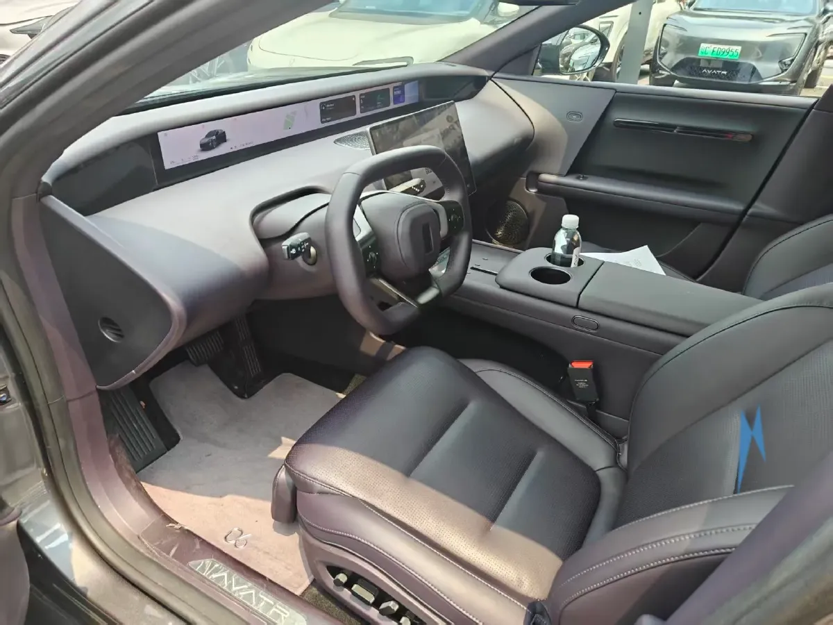 2025 Avatr 06 BEV,autocango,china used car exporter,china ev exporter,chinese used car exporter,chinese used ev exporter