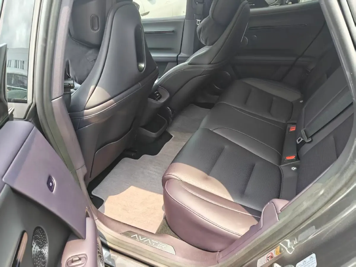 2025 Avatr 06 BEV,autocango,china used car exporter,china ev exporter,chinese used car exporter,chinese used ev exporter