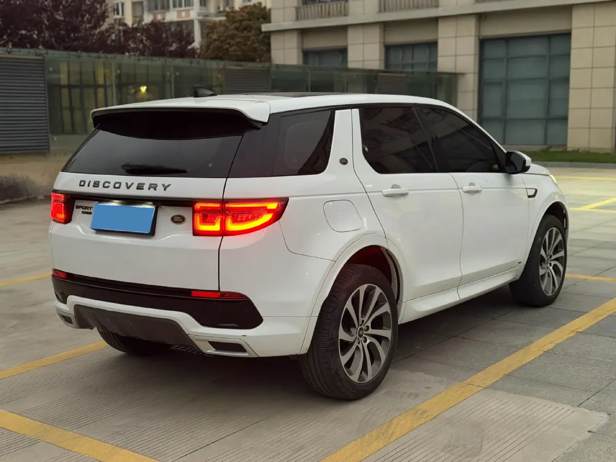 2020 Land Rover Discovery Sport 2.0T 249HP L4 9AT,autocango,china used car exporter,china ev exporter,chinese used car exporter,chinese used ev exporter
