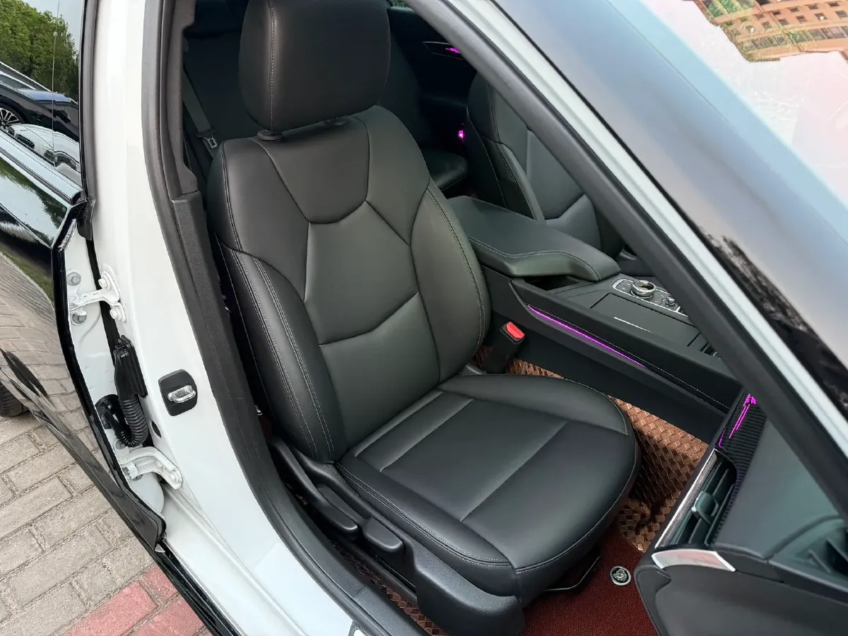 2020 Cadillac CT5 2.0T 237HP L4 10AT,autocango,china used car exporter,china ev exporter,chinese used car exporter,chinese used ev exporter