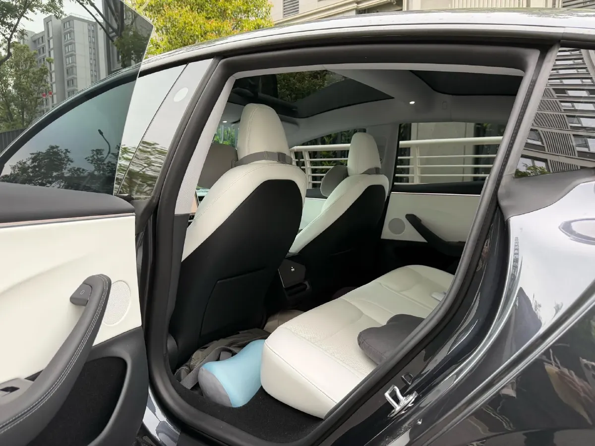 2023 Tesla Model Y BEV 78.4KWH,autocango,china used car exporter,china ev exporter,chinese used car exporter,chinese used ev exporter