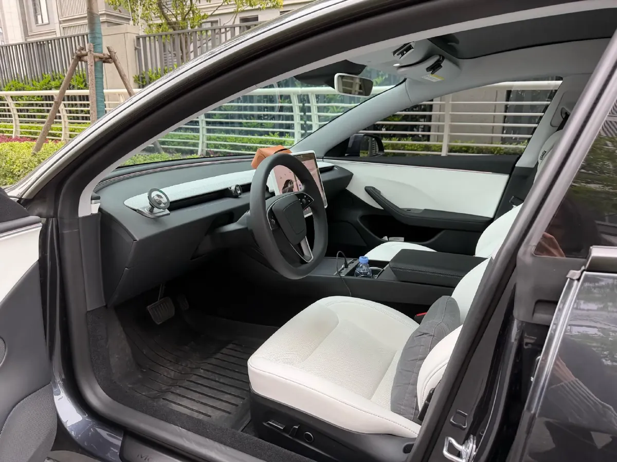 2023 Tesla Model Y BEV 78.4KWH,autocango,china used car exporter,china ev exporter,chinese used car exporter,chinese used ev exporter