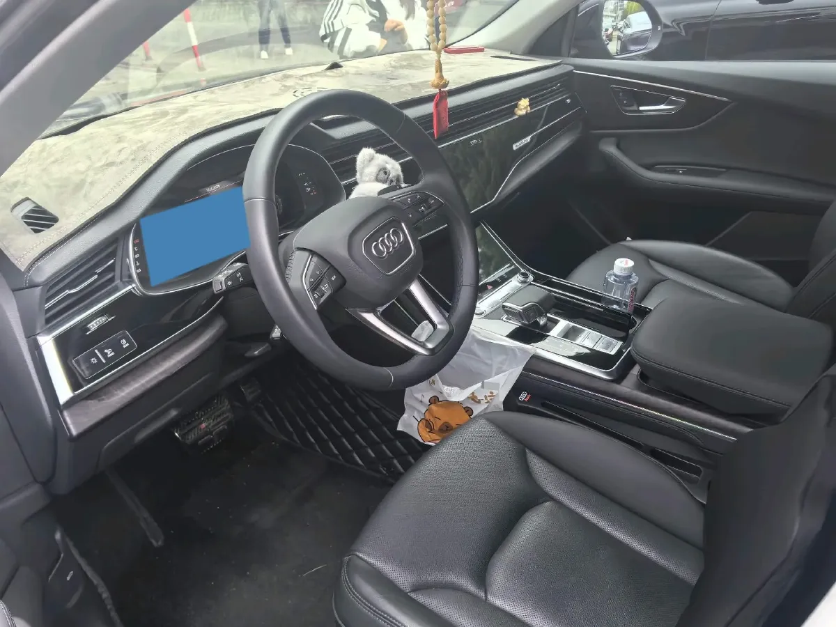 2022 Audi Q8 3.0T 340HP V6 8AT,autocango,china used car exporter,china ev exporter,chinese used car exporter,chinese used ev exporter