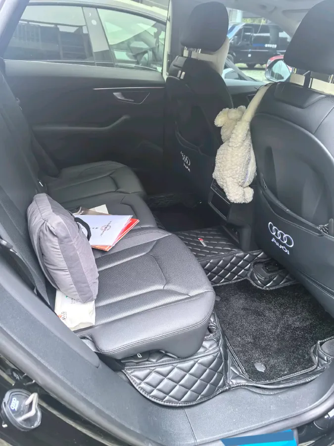 2022 Audi Q8 3.0T 340HP V6 8AT,autocango,china used car exporter,china ev exporter,chinese used car exporter,chinese used ev exporter