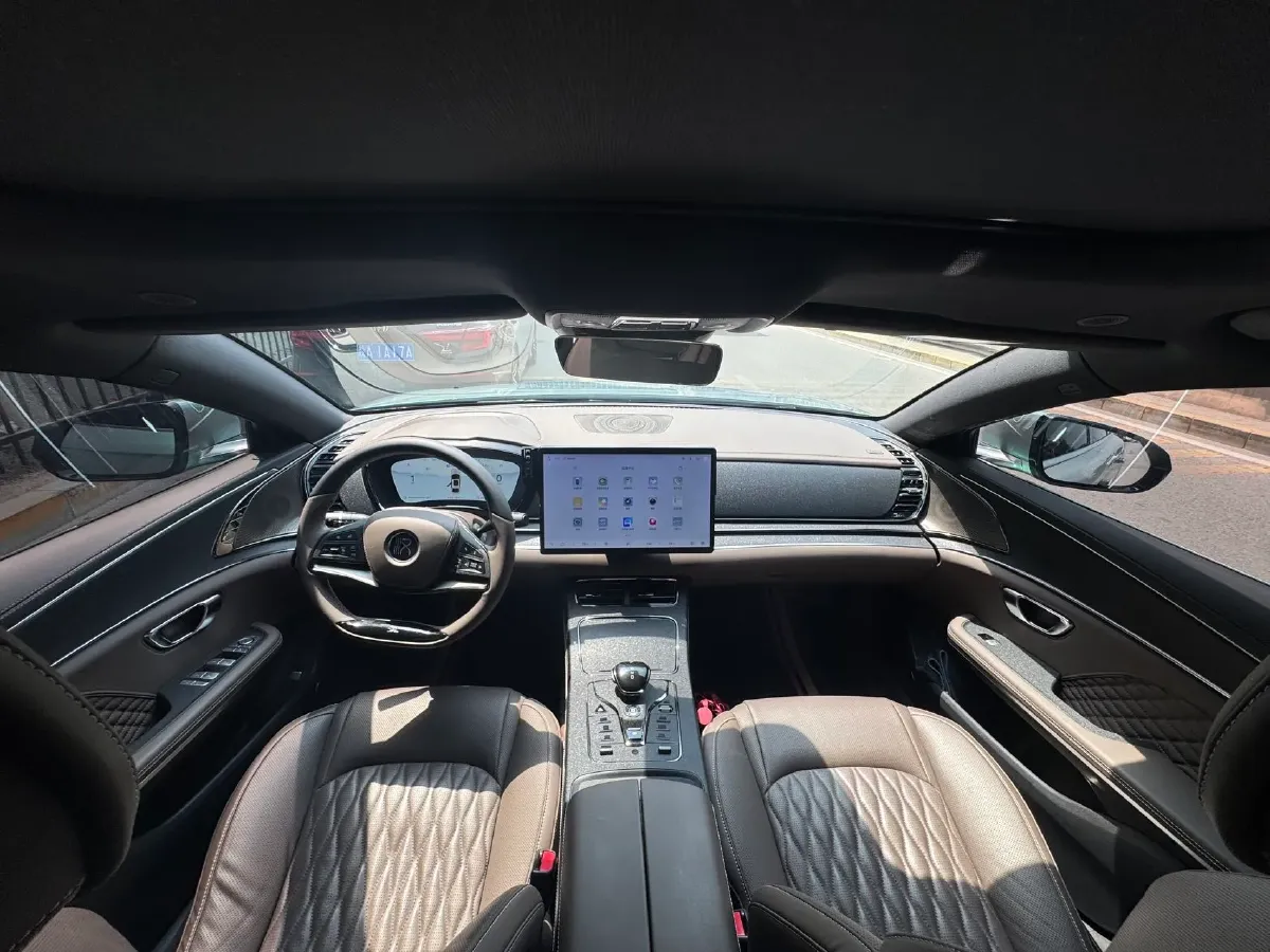 2024 BYD Han 1.5T 139HP L4 E-CVT PHEV 18.316KWH,autocango,china used car exporter,china ev exporter,chinese used car exporter,chinese used ev exporter