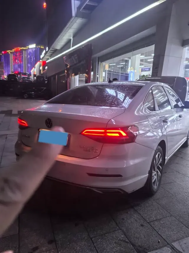 2022 Volkswagen Sagitar 1.2T 116HP L4 7DCT,autocango,china used car exporter,china ev exporter,chinese used car exporter,chinese used ev exporter