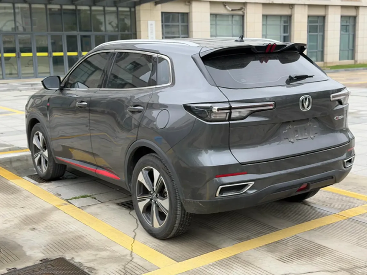 2022 ChangAn CS55 Plus 1.5T 180HP L4 7DCT,autocango,china used car exporter,china ev exporter,chinese used car exporter,chinese used ev exporter