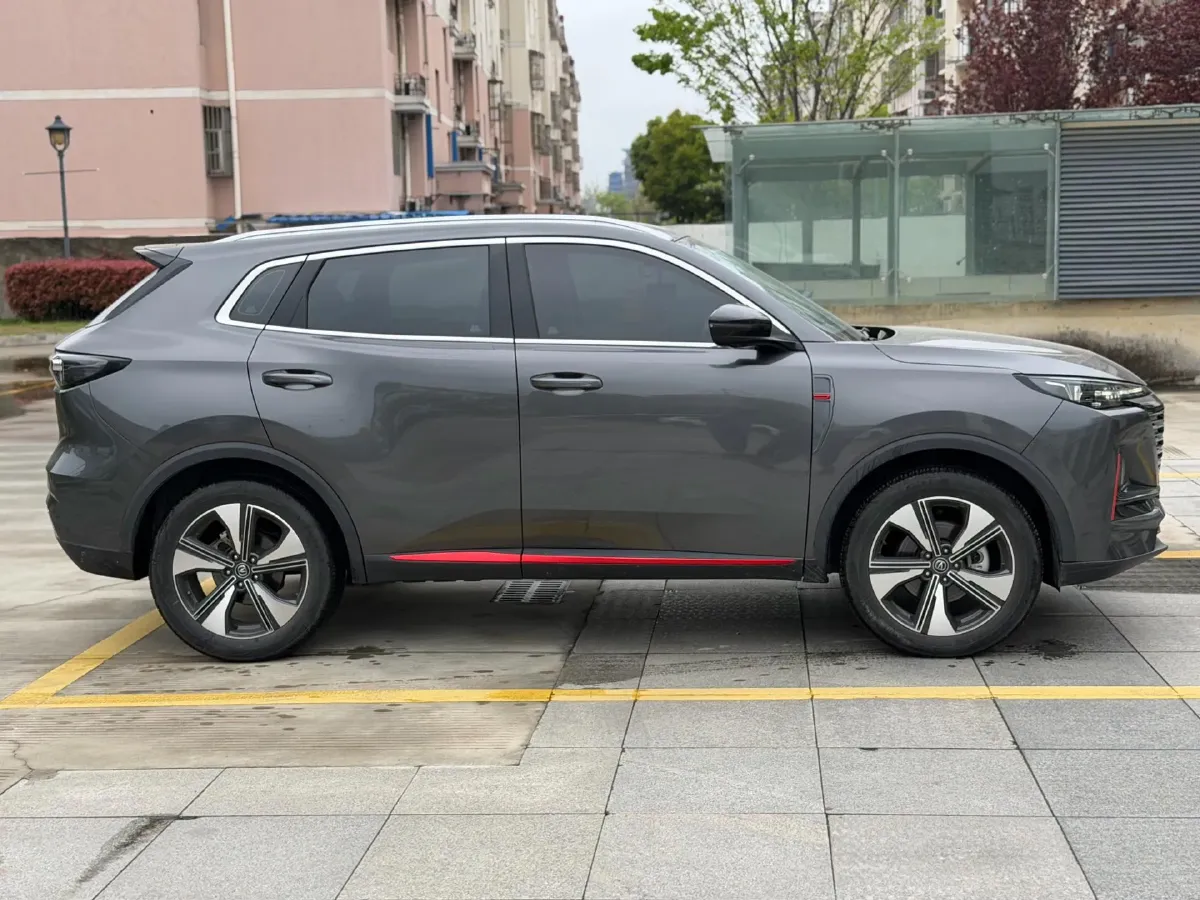 2022 ChangAn CS55 Plus 1.5T 180HP L4 7DCT,autocango,china used car exporter,china ev exporter,chinese used car exporter,chinese used ev exporter