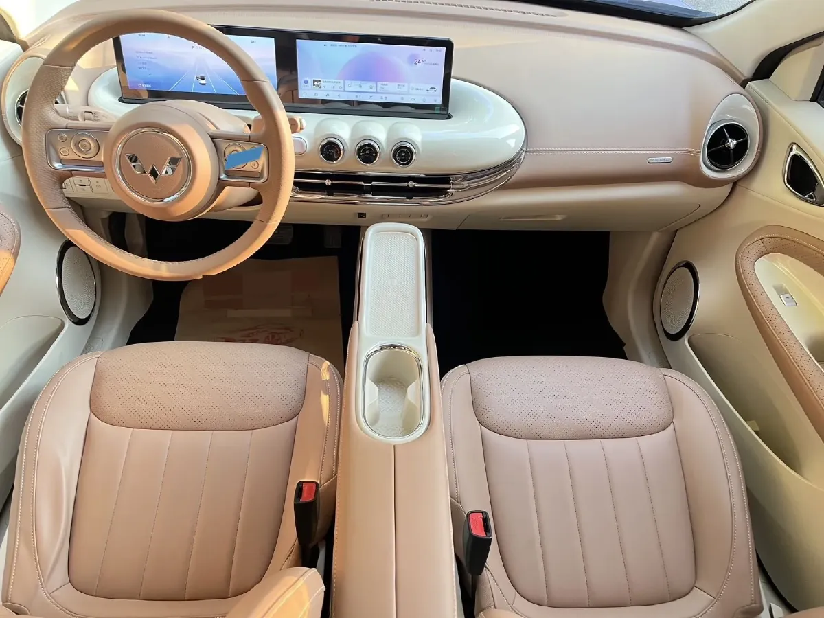 2025 WuLing BinGuo BEV,autocango,china used car exporter,china ev exporter,chinese used car exporter,chinese used ev exporter