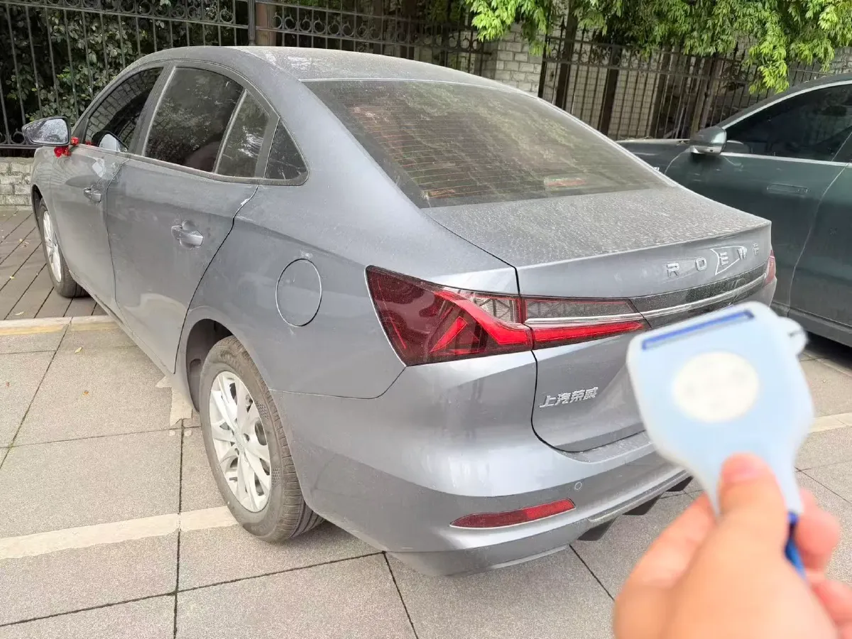 2023 Roewe i5 1.5L 129HP L4 5MT,autocango,china used car exporter,china ev exporter,chinese used car exporter,chinese used ev exporter